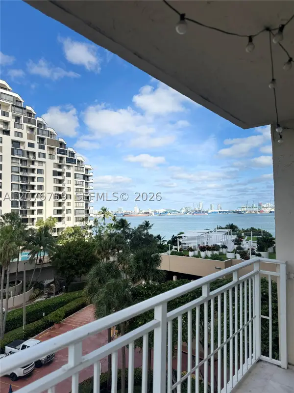 770 Claughton Island #601, Miami, FL 33131
