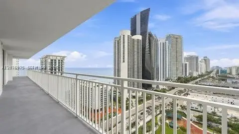 210 174 #2401, Sunny Isles Beach, FL 33160