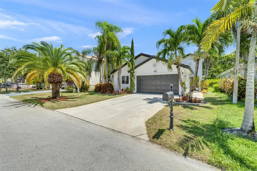 631 SW 176th, Pembroke Pines, FL 33029 - #2
