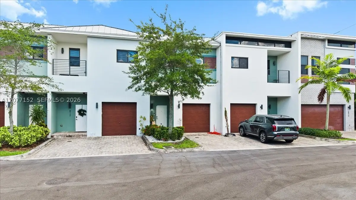 808 NW 44th, Plantation, FL 33317 - #1
