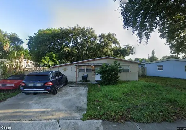5807 Sheridan, Hollywood, FL 33021