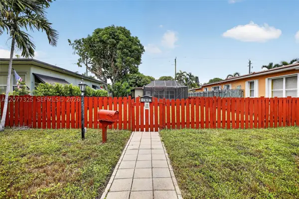 1527 Jackson, Hollywood, FL 33020