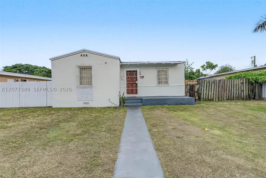 3940 NW 2nd, Miami, FL 33126 - #2
