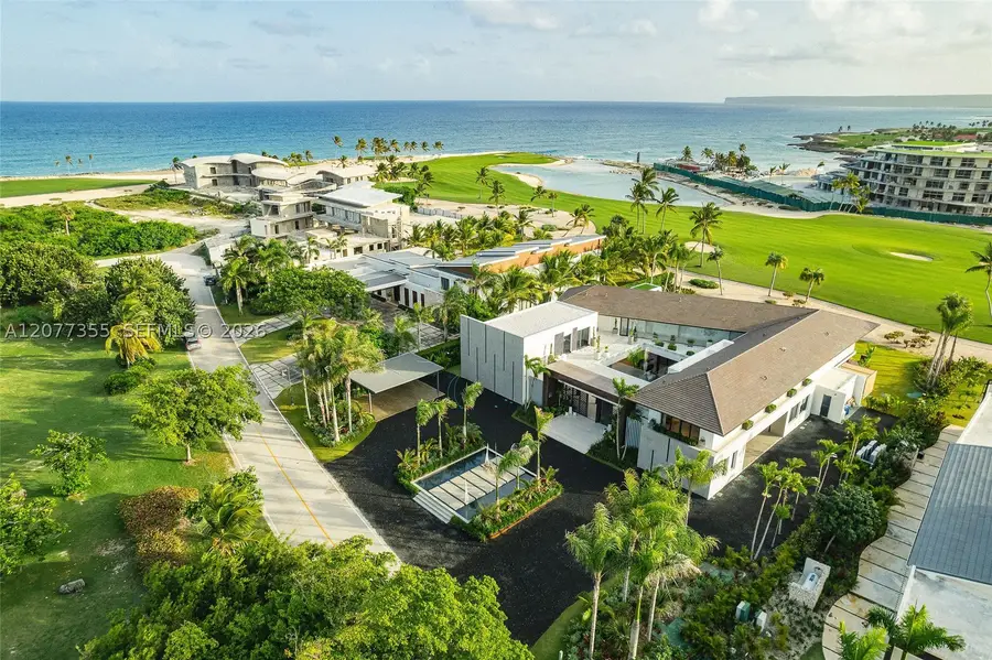 000 154 Cap Cana 23000, Dominican Republic, Almont, FL  - #2