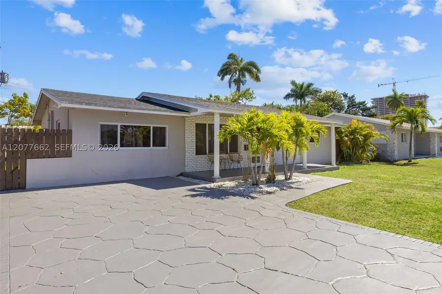 220 NE 10th, Hallandale, FL 33009 - #2