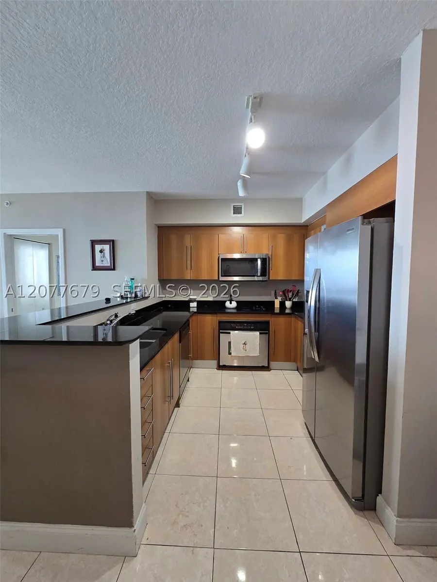 325 S Biscayne #3115, Miami, FL 33131 - #2