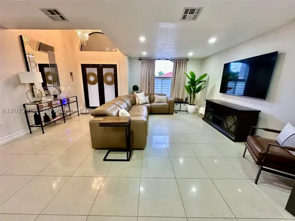 9021 NW 150th, Miami Lakes, FL 33018