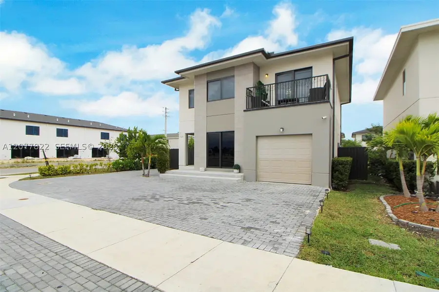 320 NW 13th, Florida City, FL 33034 - #3