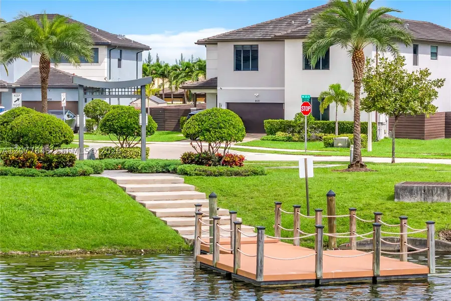9121 NW 161st, Miami Lakes, FL 33018 - #2