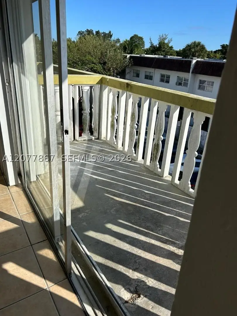 15201 NE 6th #C302, Miami, FL 33162 - #1