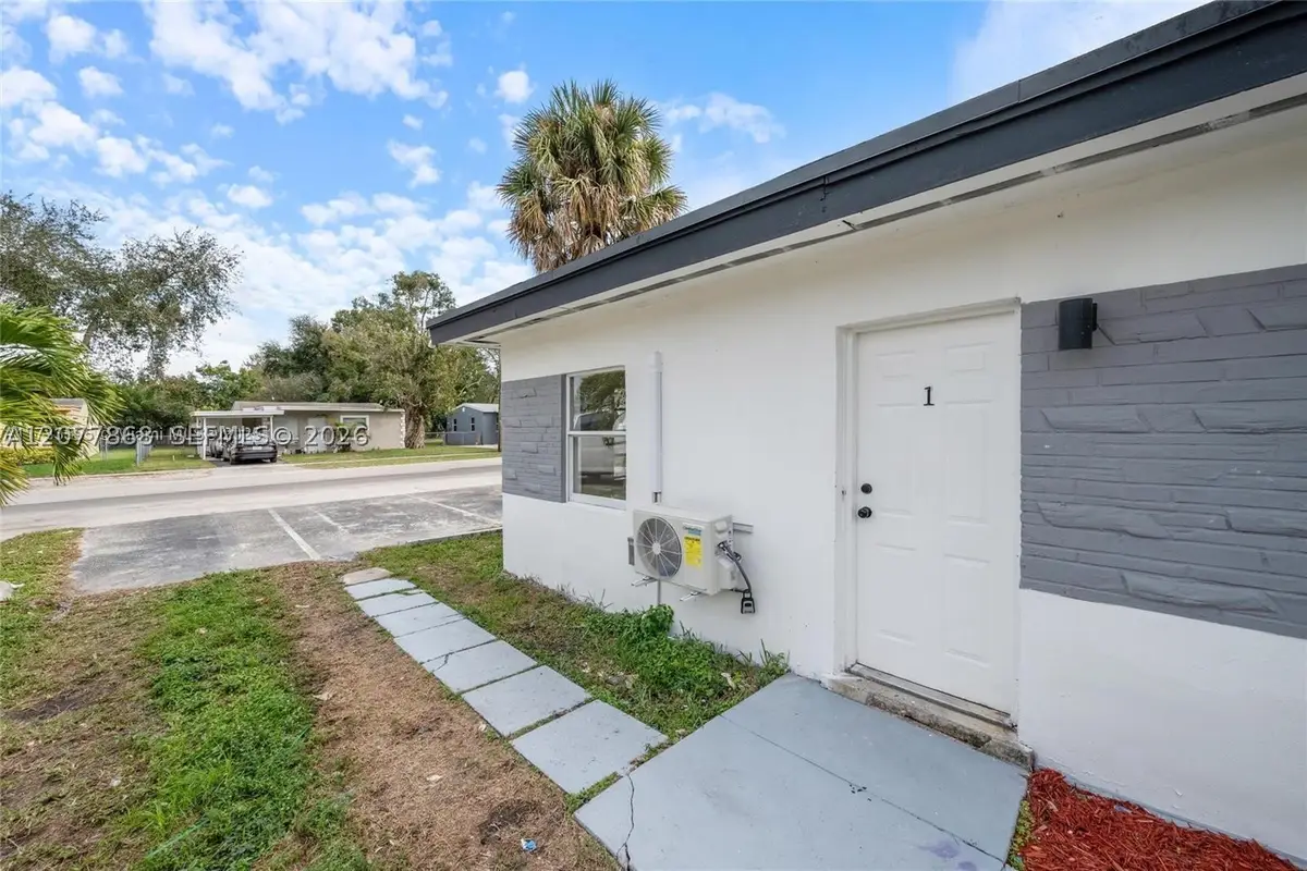 417 NW 15th, Fort Lauderdale, FL 33311 - #1