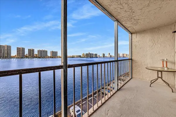 17600 N Bay #N503, Sunny Isles Beach, FL 33160