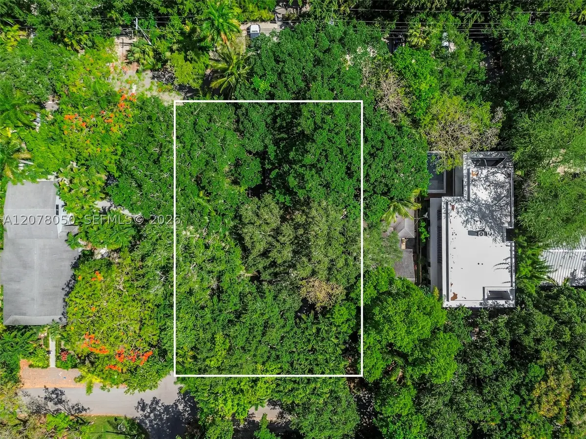 3595 Avocado, Miami, FL 33133 - #1