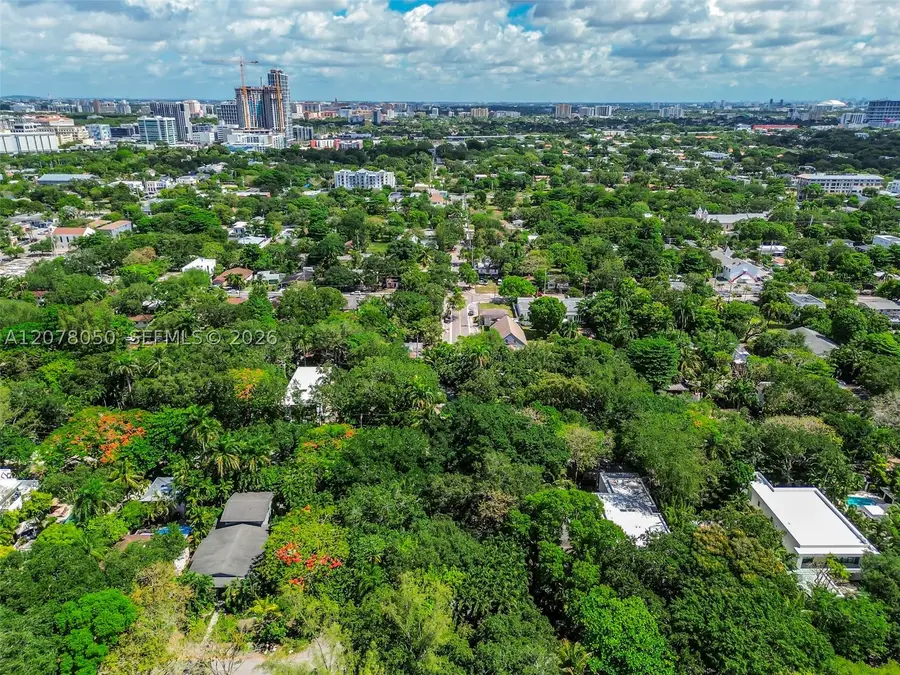 3595 Avocado, Miami, FL 33133 - #3