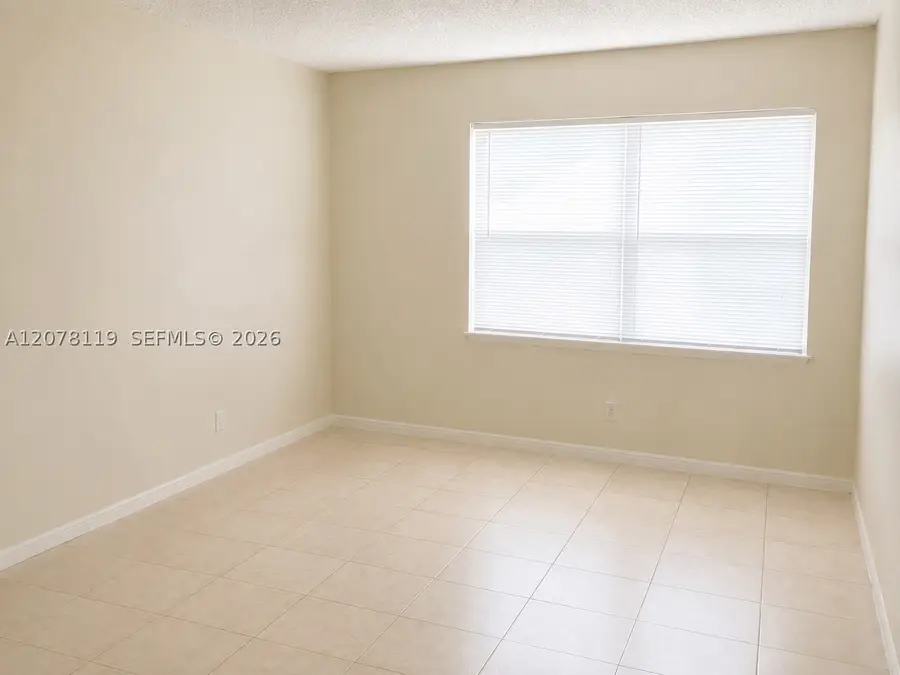 17911 NW 68th #O202, Hialeah, FL 33015 - #3