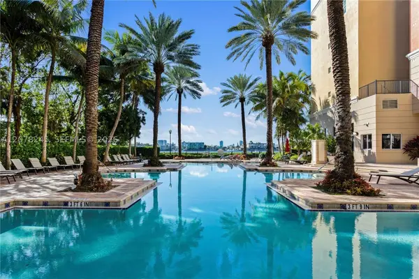 17125 N Bay #3105, Sunny Isles Beach, FL 33160