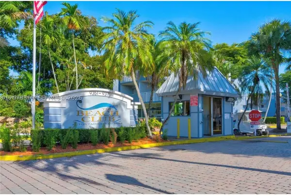 Address Withheld By Seller, Miami, FL 33172