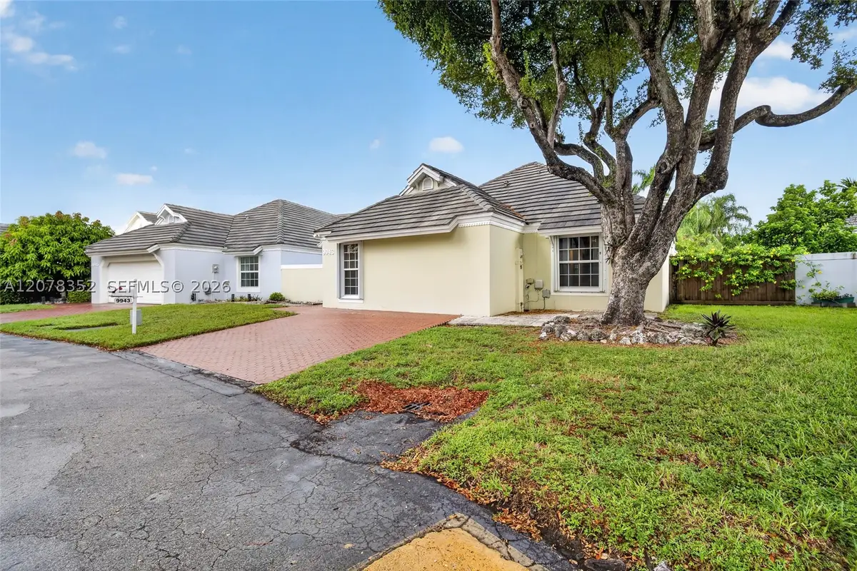 9943 NW 47th, Doral, FL 33178 - #1