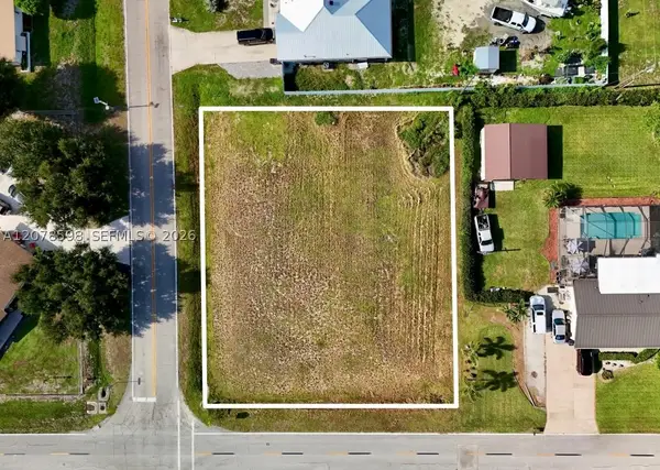 205 Arthur, Lehigh Acres, FL 33936