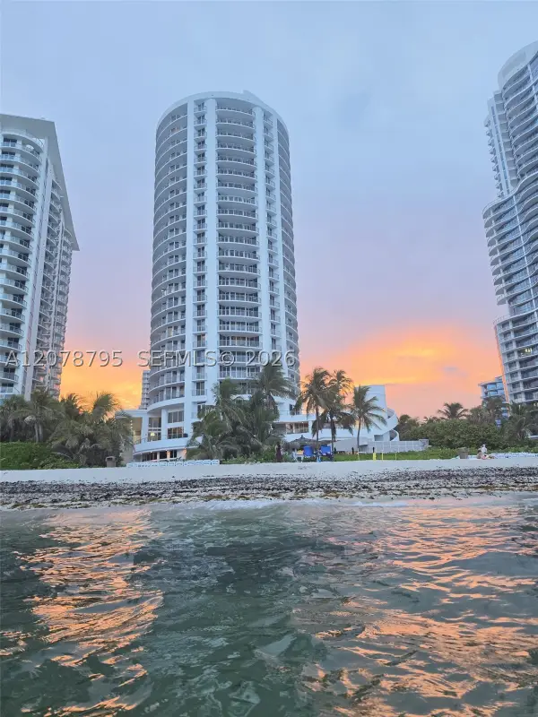 17375 Collins #2706, Sunny Isles Beach, FL 33160