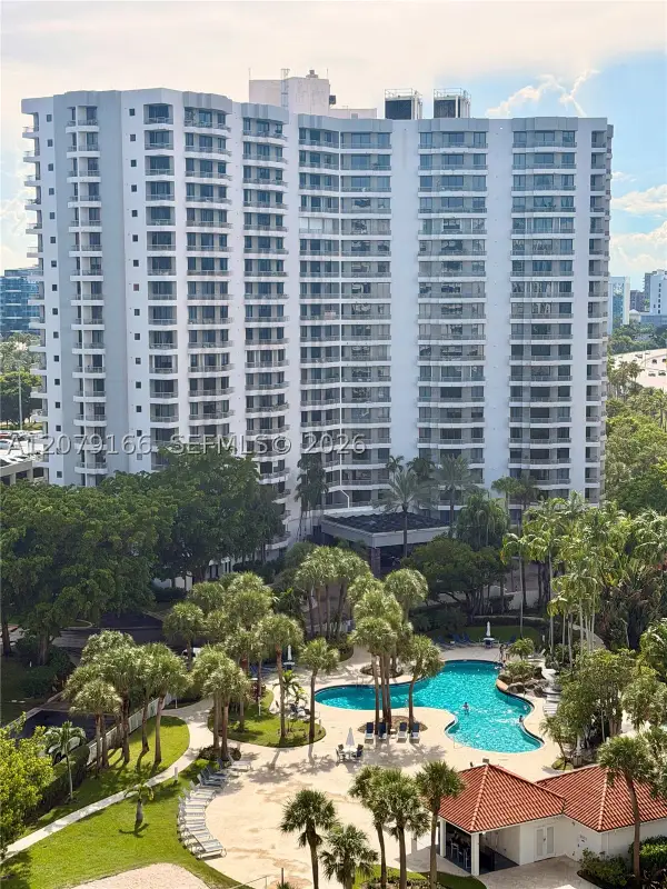3300 NE 192nd #702, Aventura, FL 33180