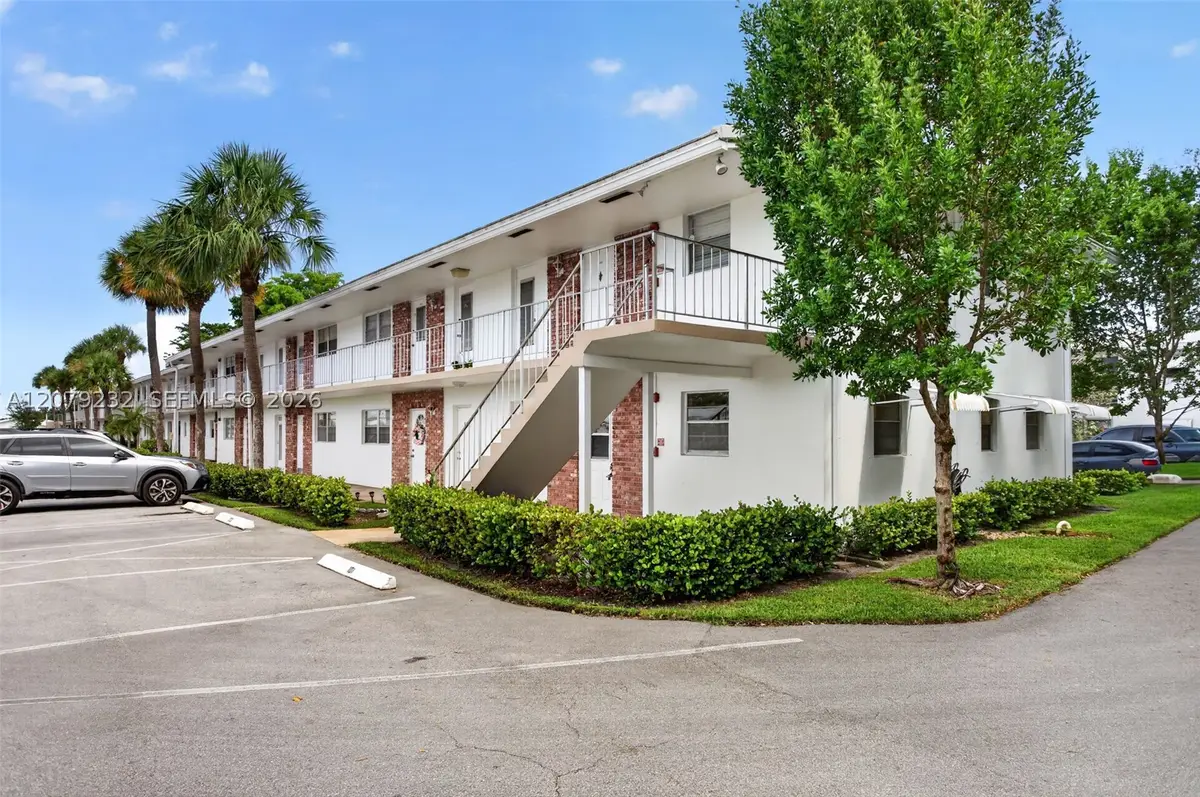 2551 W Golf #101, Pompano Beach, FL 33064 - #1