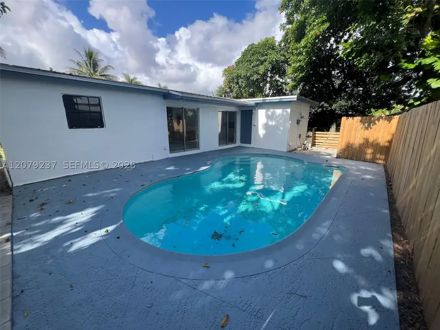 4421 NW 33rd, Lauderdale Lakes, FL 33319 - #2