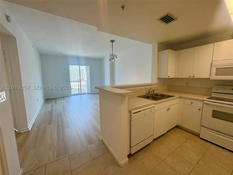 10 Aragon #1008, Coral Gables, FL 33134 - #2
