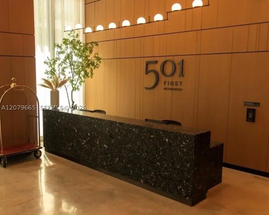 121 NE 5th #2002, Miami, FL 33132 - #1