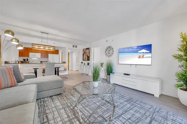 1200 Brickell Bay #2904, Miami, FL 33131