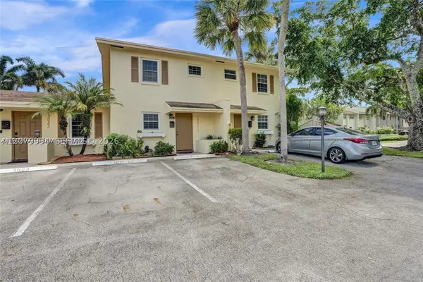 3021 NW 68th #11 G, Fort Lauderdale, FL 33309