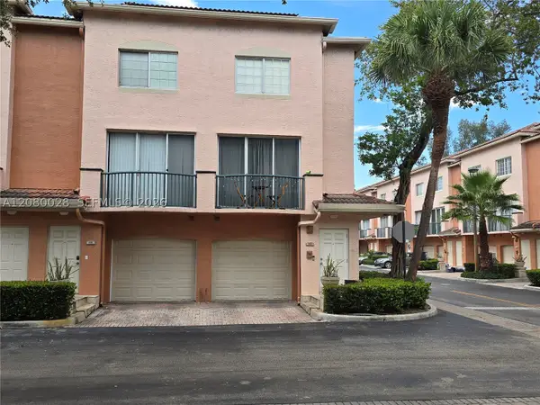 2107 SE 10th #818, Fort Lauderdale, FL 33316