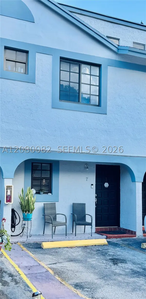 11741 SW 18th #7-32, Miami, FL 33175