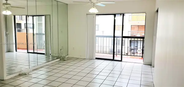 995 SW 84th #218, Miami, FL 33144