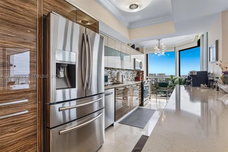 21205 Yacht Club #2405, Aventura, FL 33180 - #2