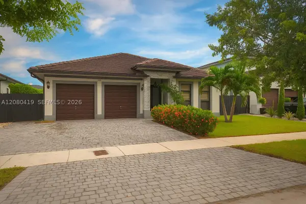 14809 SW 39th, Miami, FL 33185