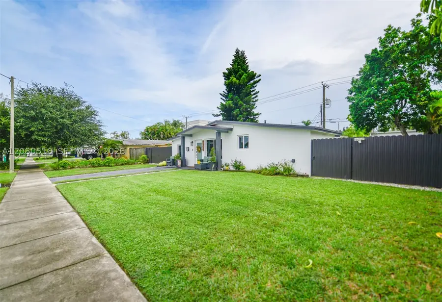 9900 SW 87th, Miami, FL 33173 - #2