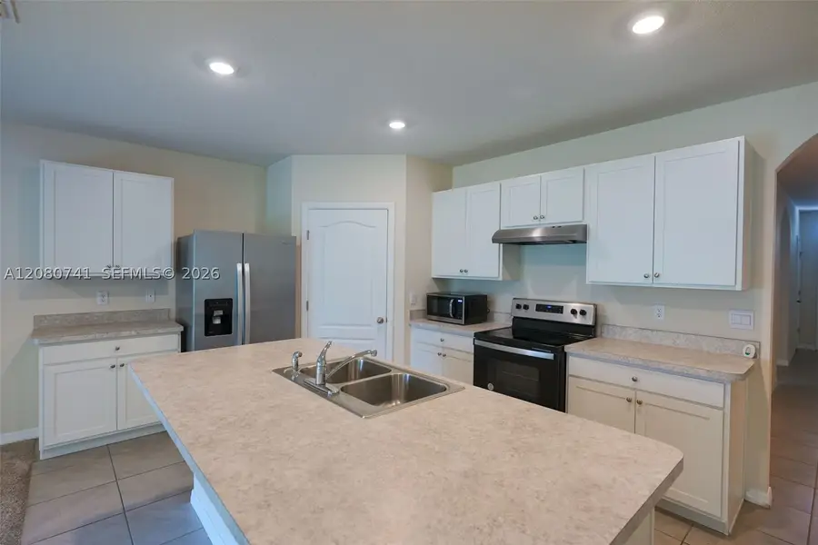 660 Cotulla, Kissimmee, FL 34758 - #3