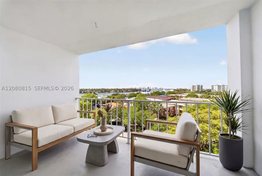 6900 Bay #6B, Miami Beach, FL 33141 - #2