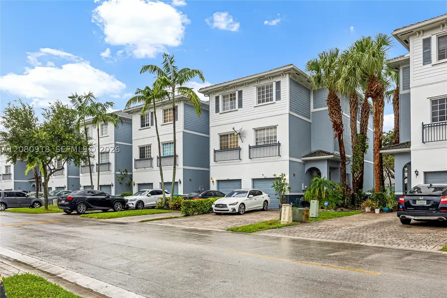 3513 NW 14th #3513, Lauderhill, FL 33311 - #2