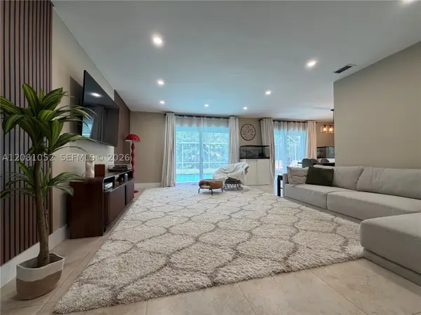 8203 NW 37th, Coral Springs, FL 33065
