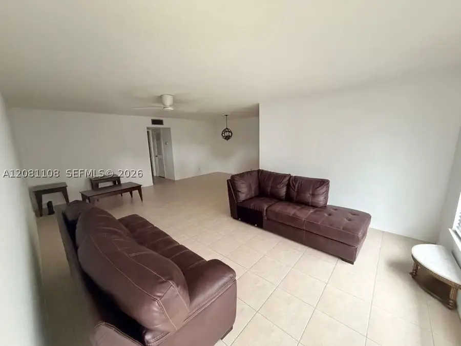 557 High Point #B, Delray Beach, FL 33445 - #2