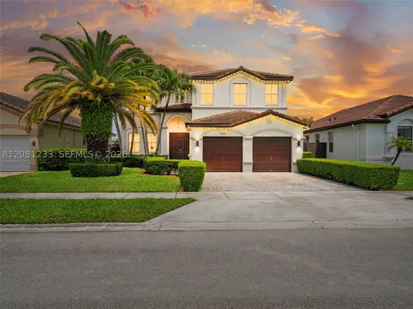 15541 SW 21st, Miami, FL 33185