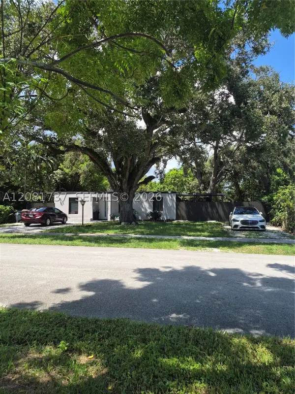 1535 NE 139, North Miami, FL 33161