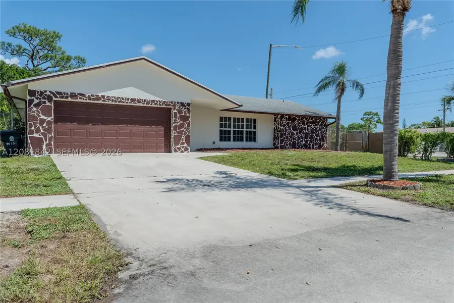 4513 Blue Pine, Lake Worth, FL 33463 - #3