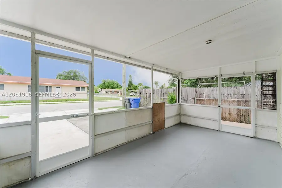 5737 Grant, Hollywood, FL 33021 - #3