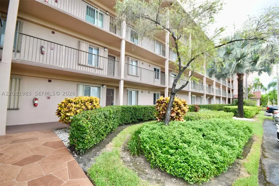 1650 SW 124th #102D, Pembroke Pines, FL 33027 - #3