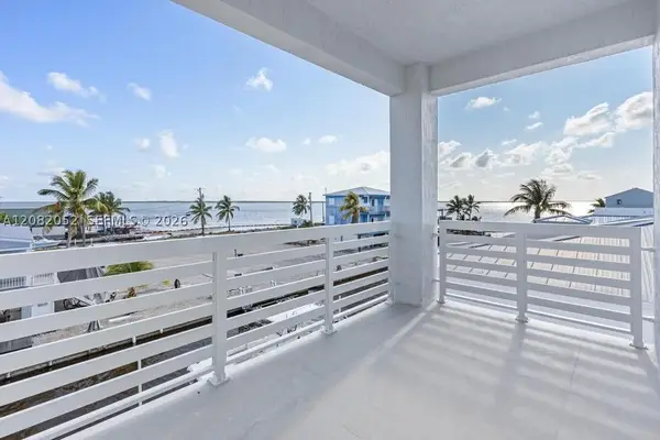 31569 Avenue D, Big Pine Key, FL 33043