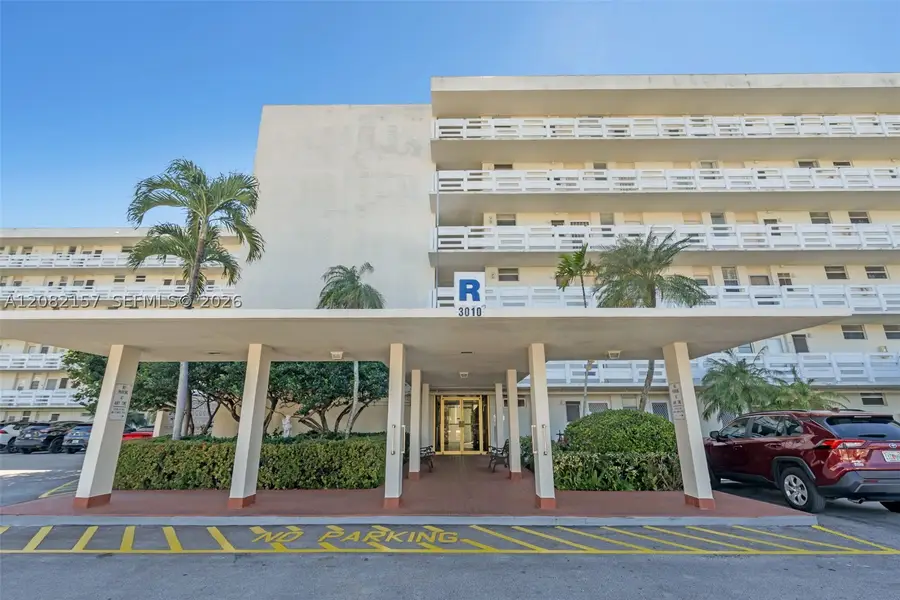 3010 Marcos #R308, Aventura, FL 33160 - #2