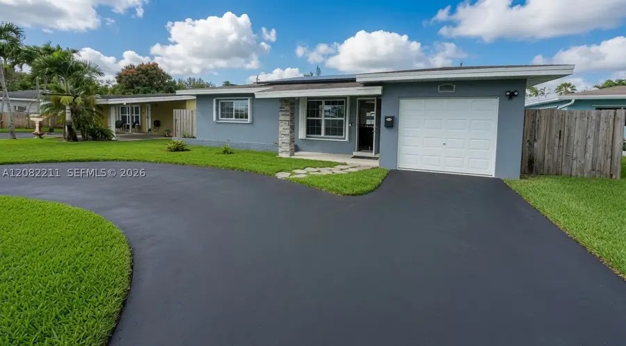 934 N 32nd, Hollywood, FL 33021 - #3